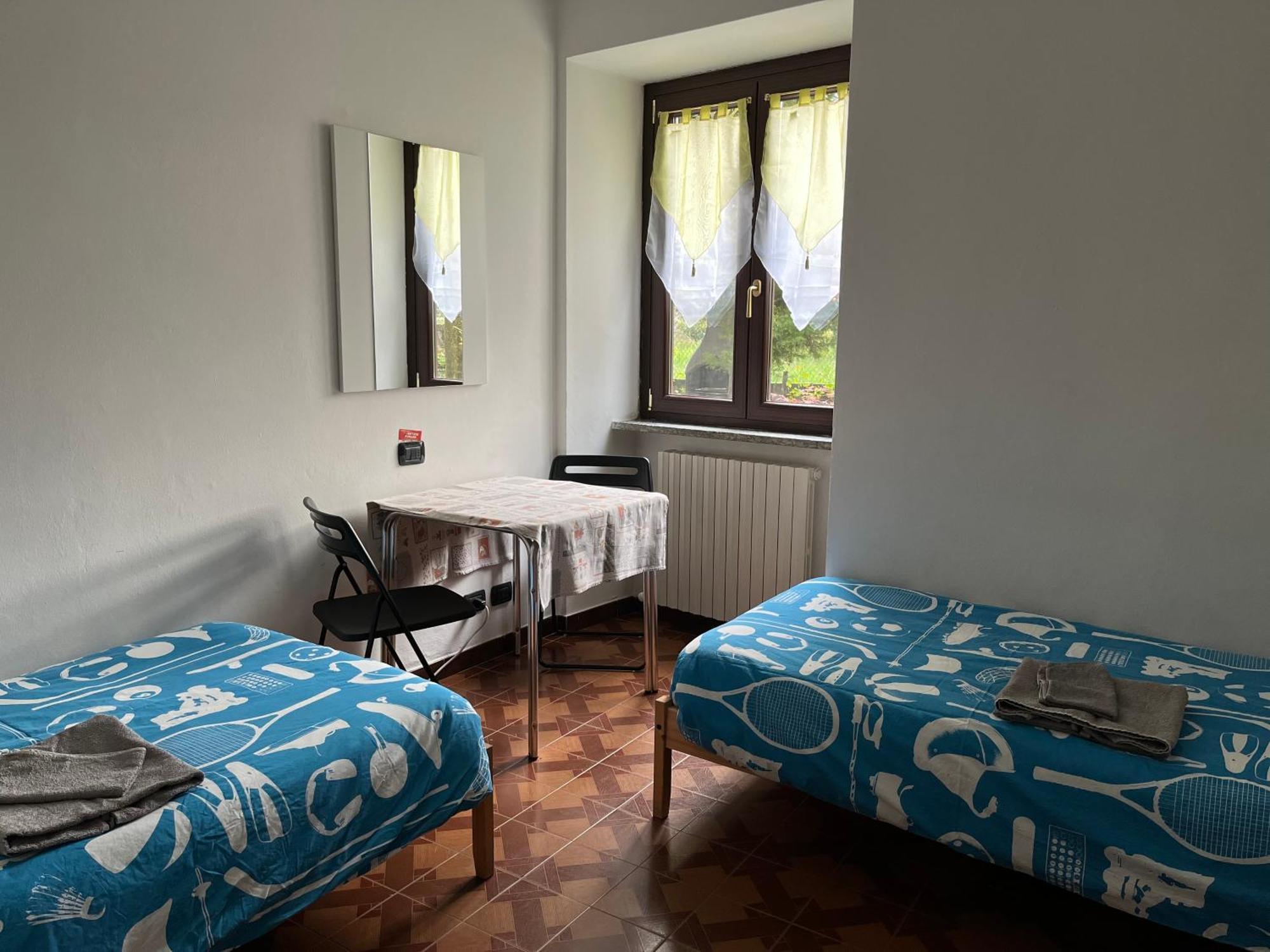 Il Cortile Como Single & Double Room In Apartment No Hotel Экстерьер фото