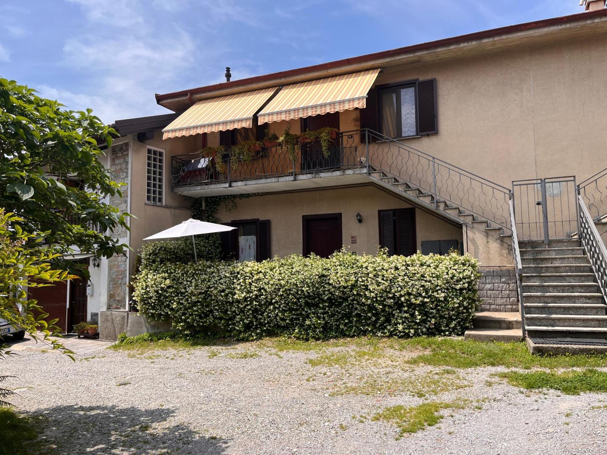 Il Cortile Como Single & Double Room In Apartment No Hotel Экстерьер фото