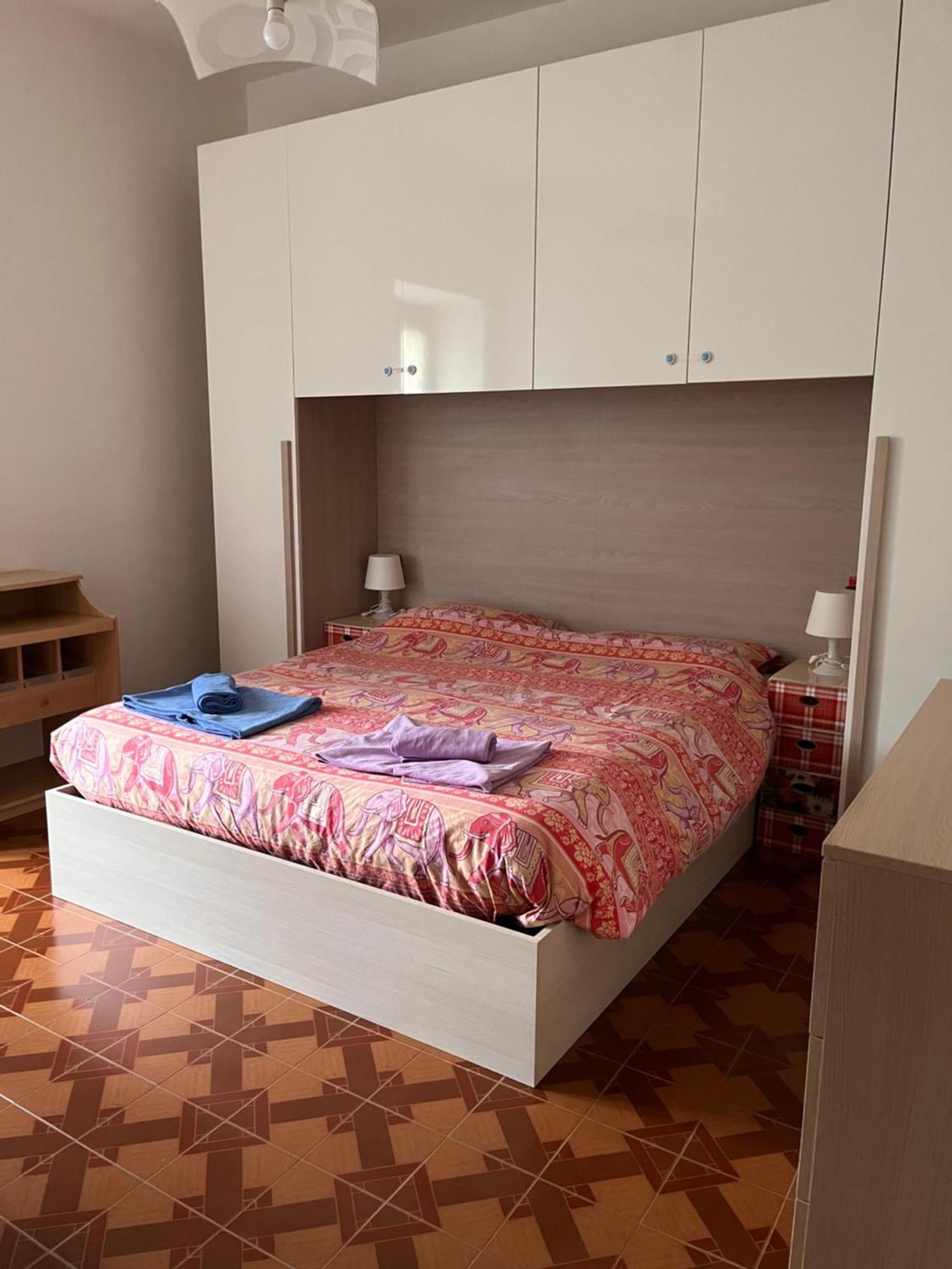 Il Cortile Como Single & Double Room In Apartment No Hotel Экстерьер фото